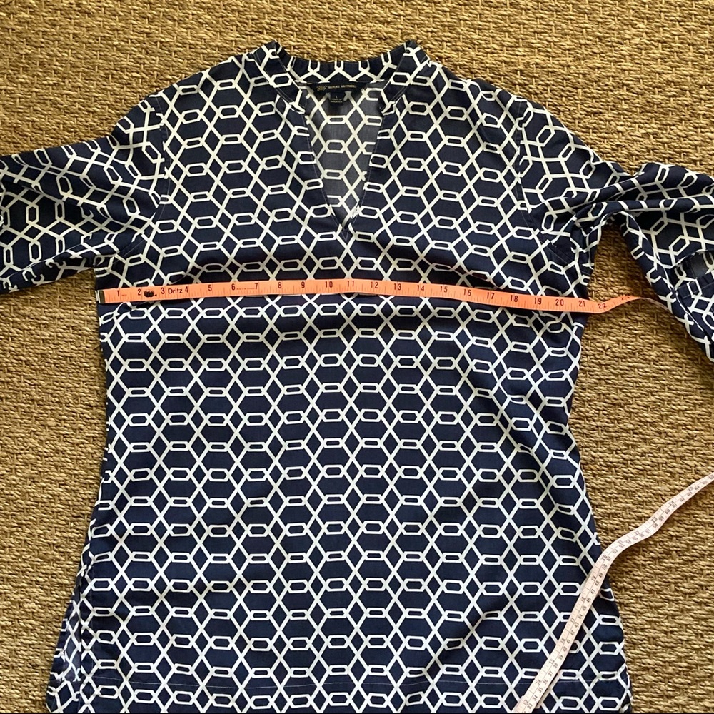 Brooks Brothers Tunic, Navy/White Interlocking Chain Pattern, L - Picture 9 of 14